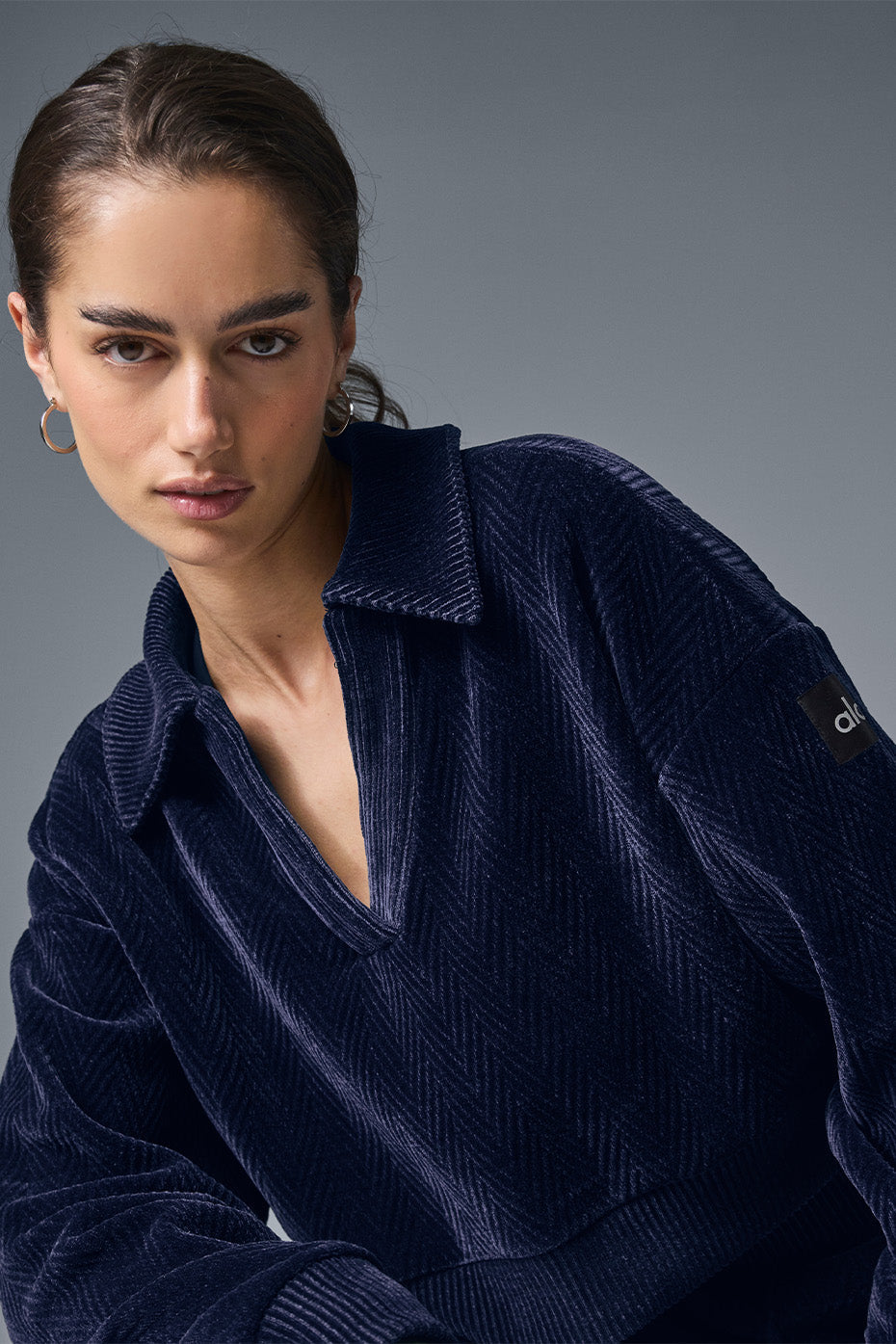 Cropped Cozy Day Henley Pullover - Navy